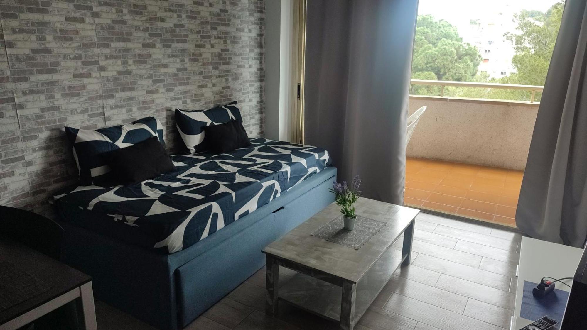 Bonito Apartamento Cerca De La Playa Salou Exterior foto